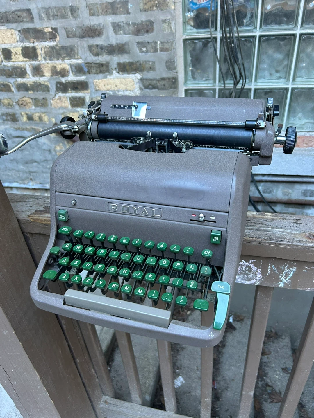 Royal Typewriter green keys