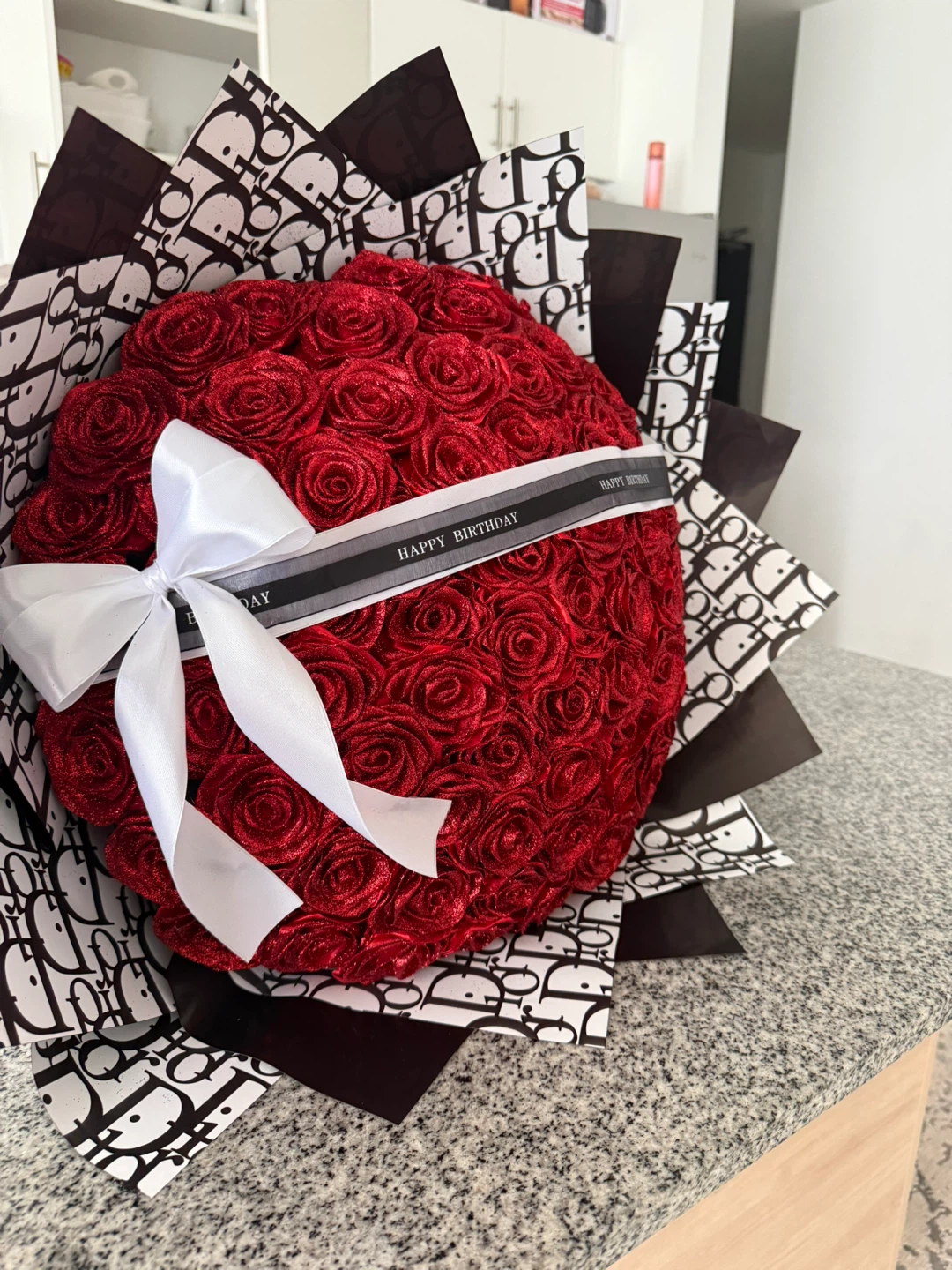 Red Rose Bouquet with 'Happy Birthday' Ribbon - photo 2