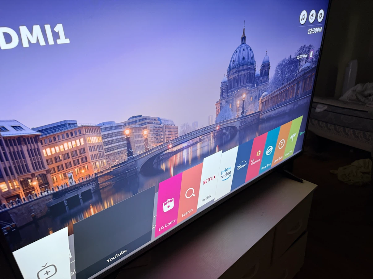 LG Smart TV