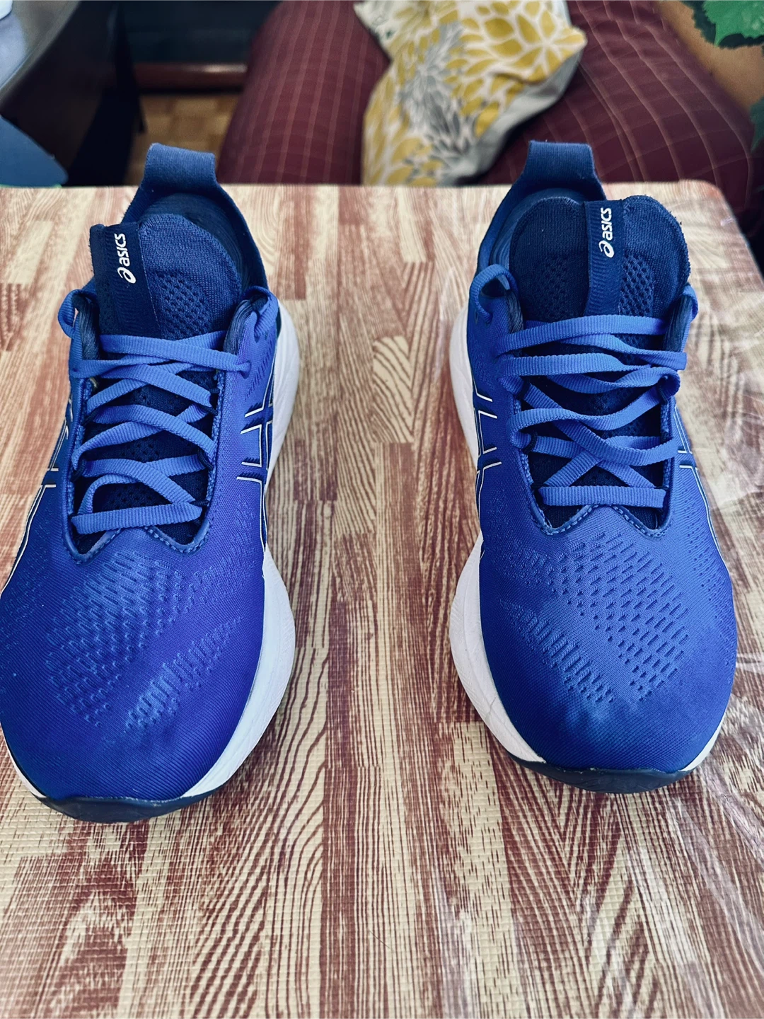 ASICS Gel-Nimbus Size 9 Running Shoes