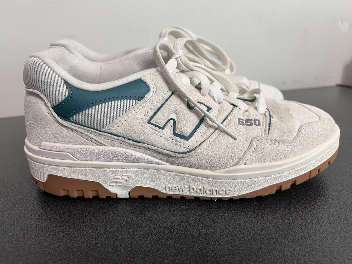 New Balance 550 Women’s Size 8 – White/Teal - photo 3