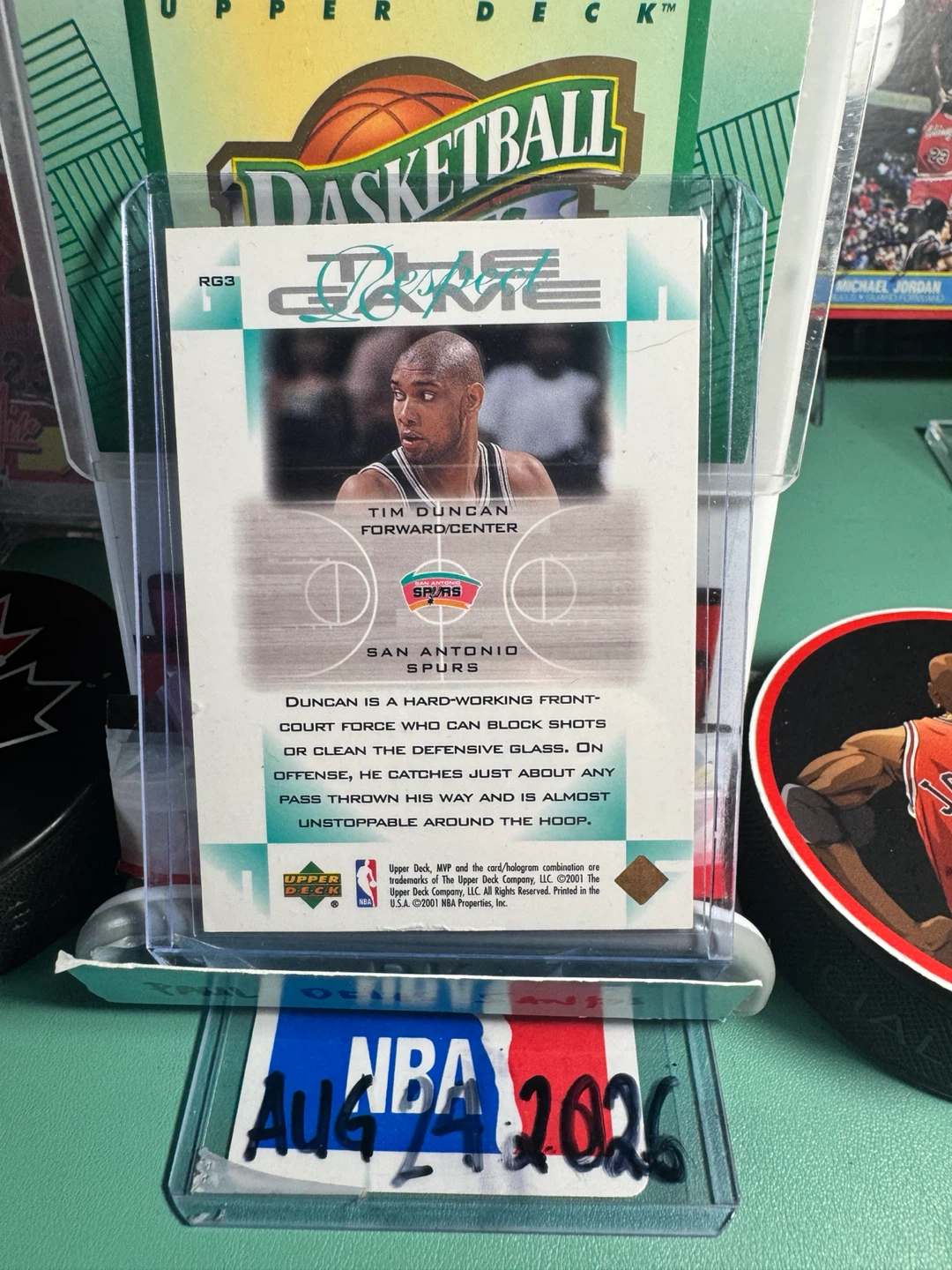 Upper Deck MVP Tim Duncan 2001-2002 NBA Trading Card - photo 3