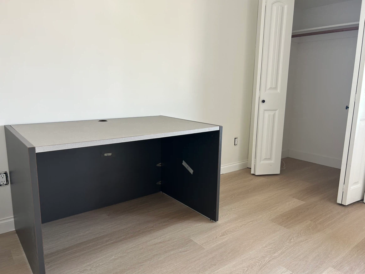 Dark Grey and White Office Desk - photo 2