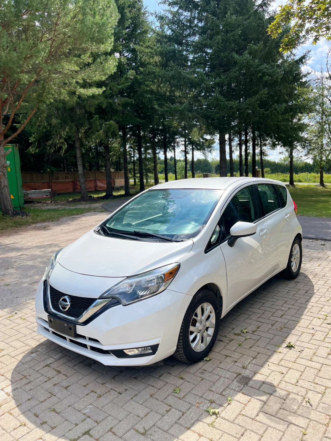 2017 White Nissan Versa SV Hatchback - photo 3
