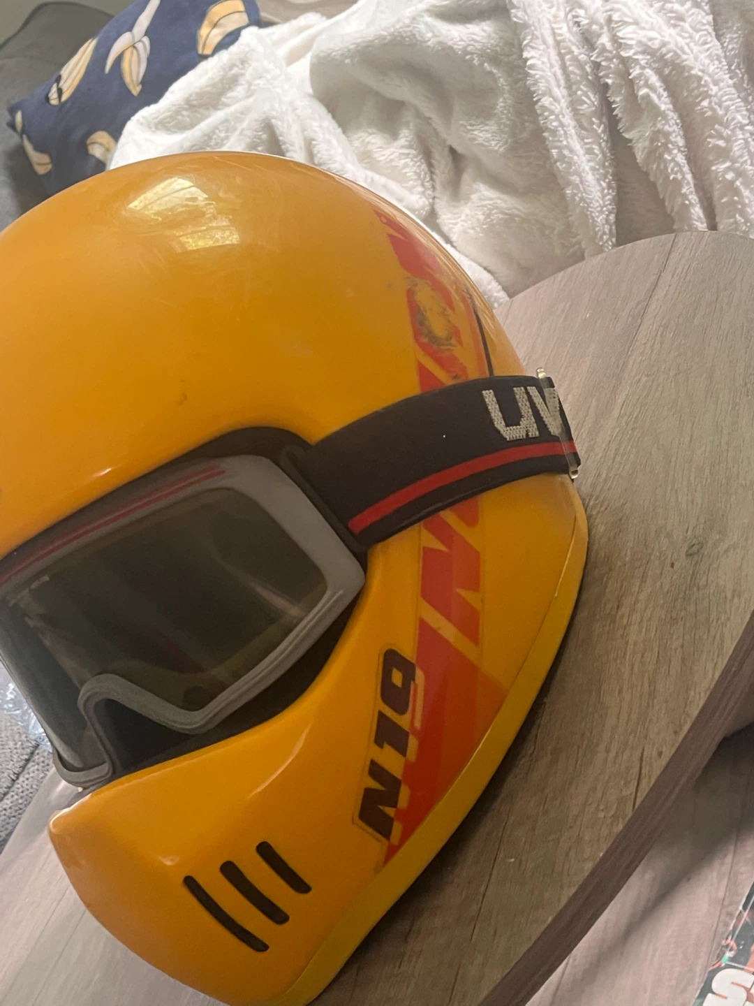 Yellow Ski/Snowboard Helmet with Goggles - photo 2
