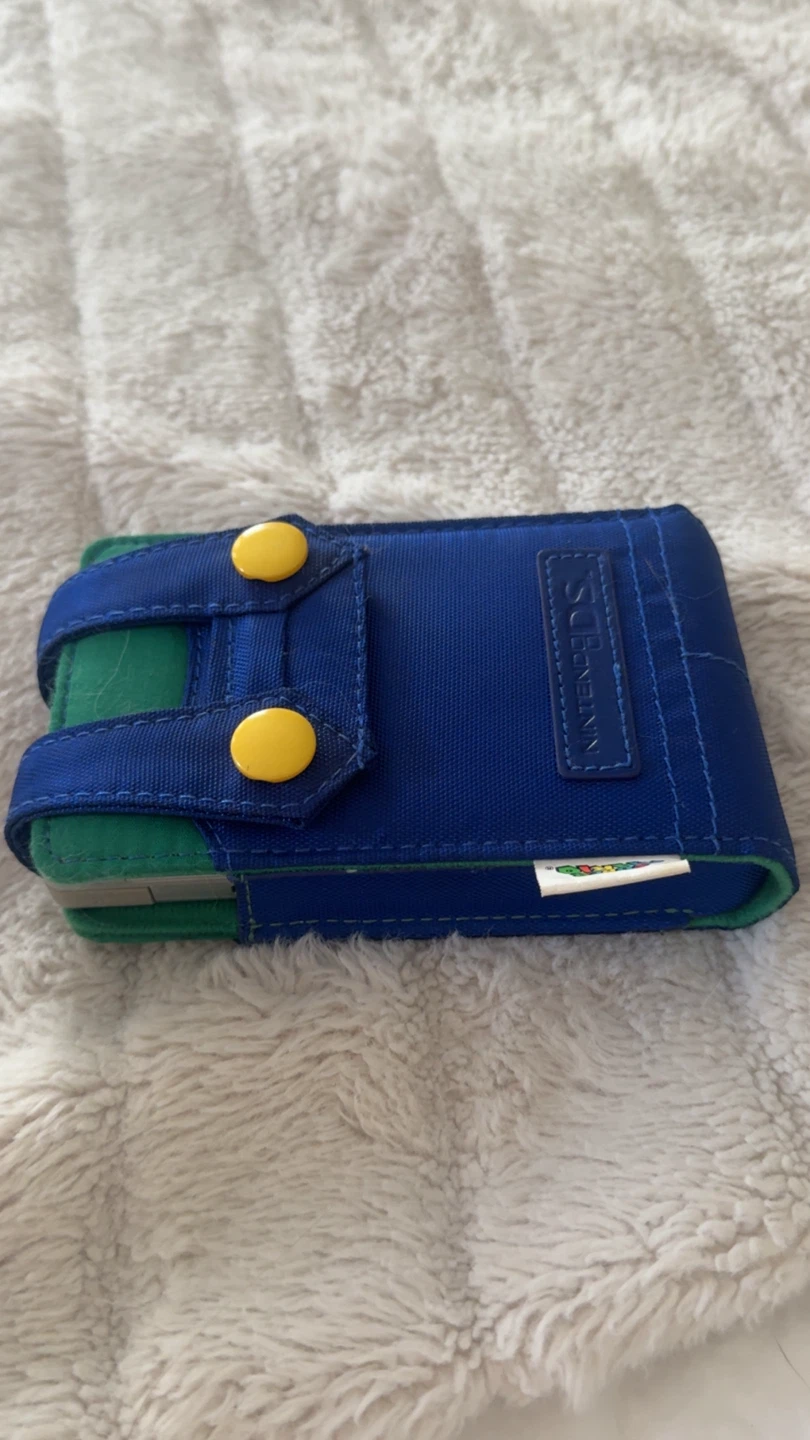 Nintendo Super Mario Character Case (Luigi Edition) - photo 2