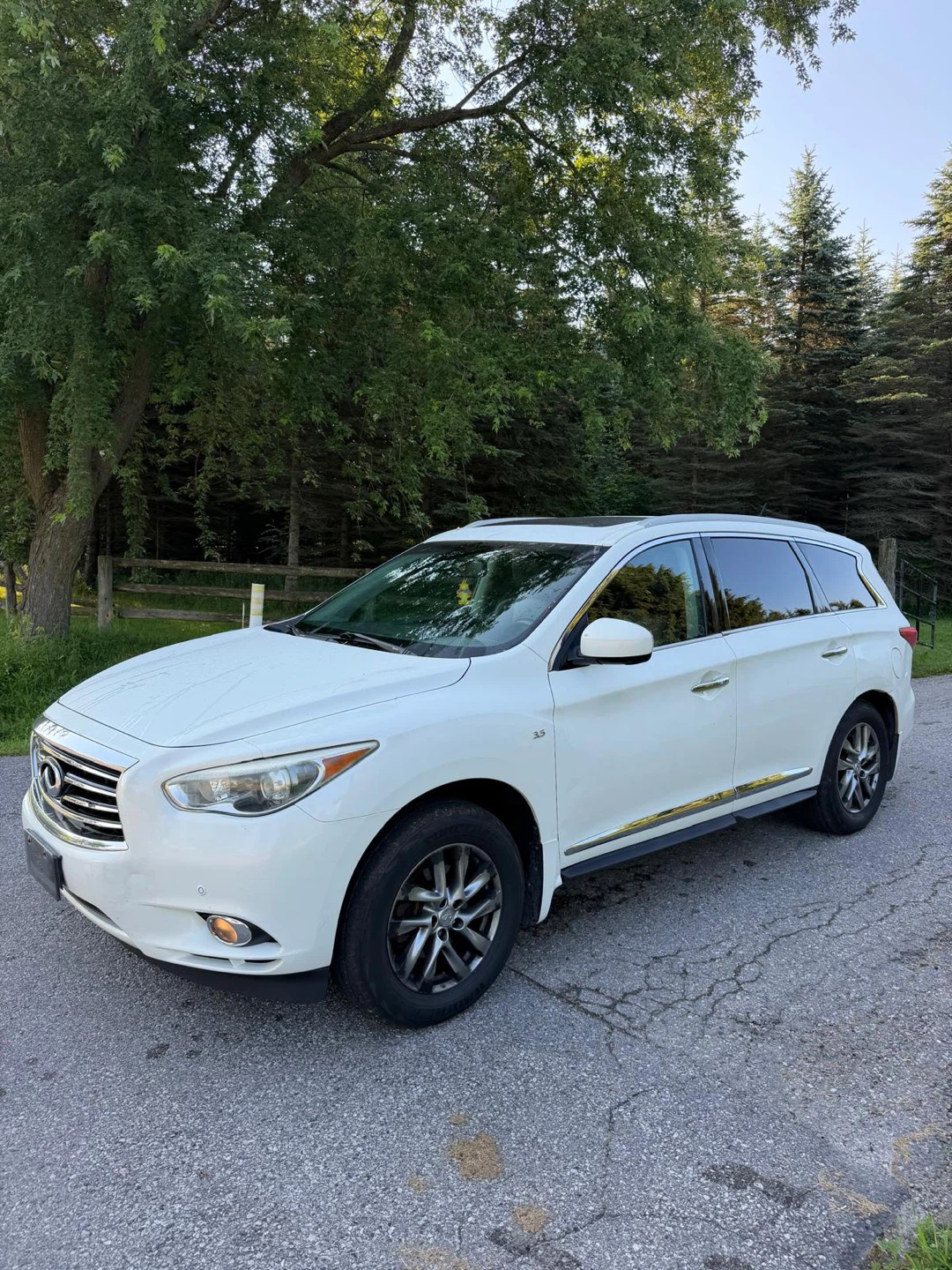 2014 White Infiniti QX60 SUV - photo 2
