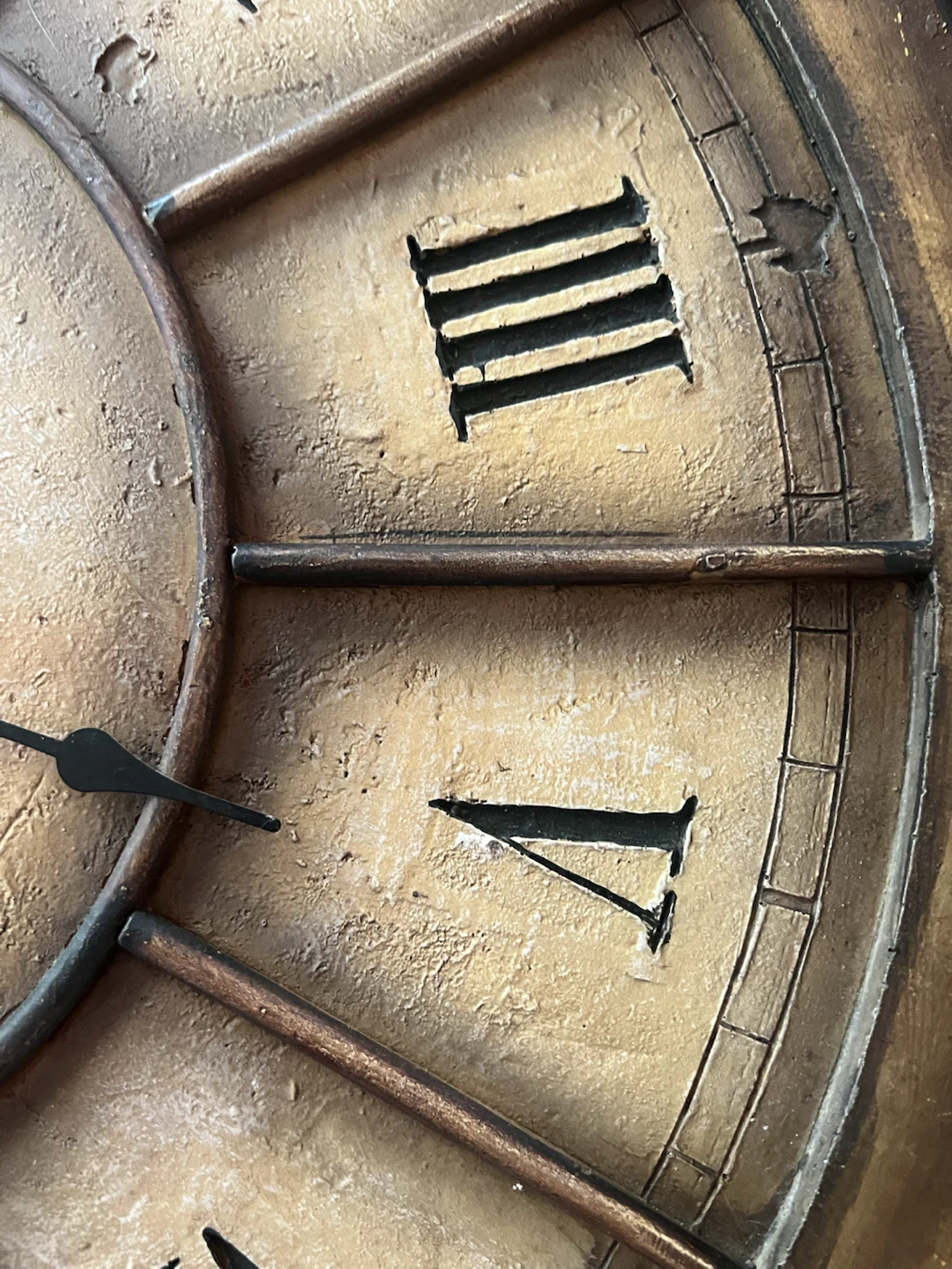 17.5 “ Rustic Roman Numeral Wall Clock - photo 3