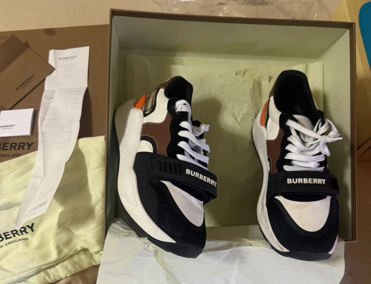Burberry Sneakers - photo 4