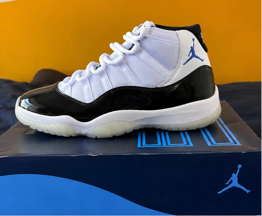 Air Jordan 11 Retro Men's Shoes