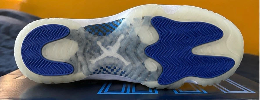 Air Jordan 11 Retro Men's Shoes - photo 5
