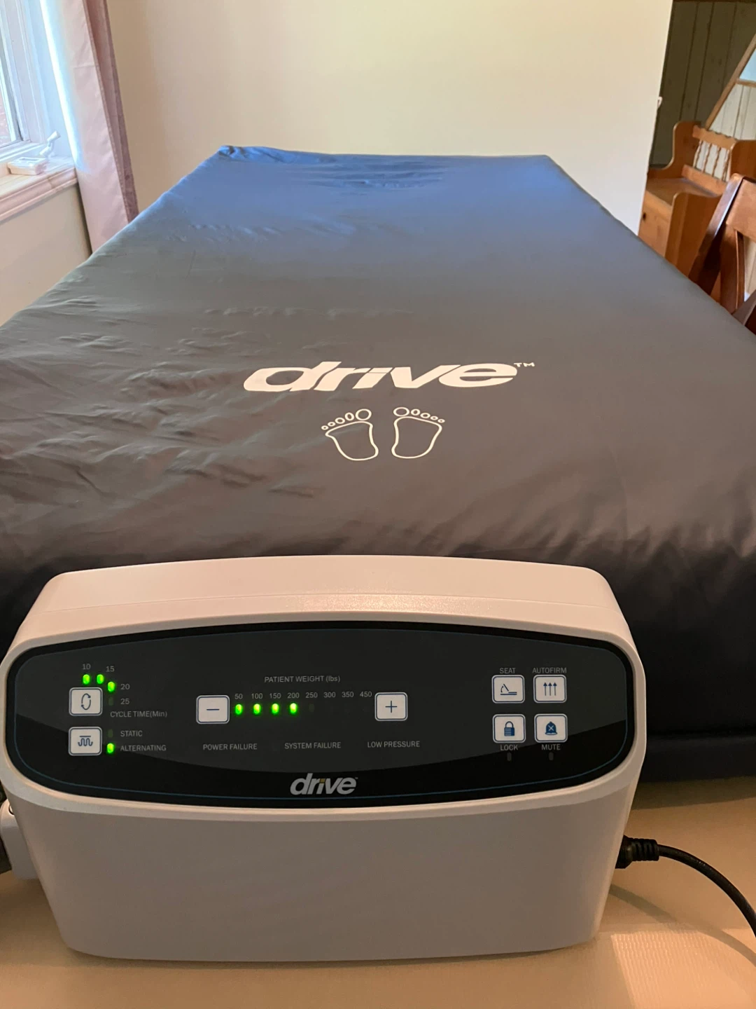 Alternating Low Air Loss Medical Mattress + Hospital Bed - photo 2