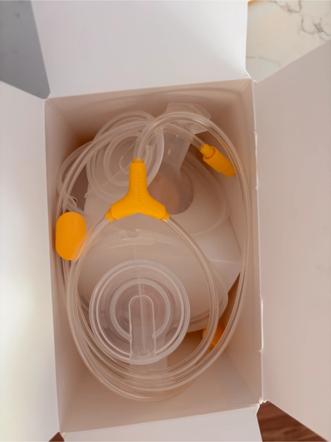 Medela Freestyle Double Electric Breast Pump - photo 4