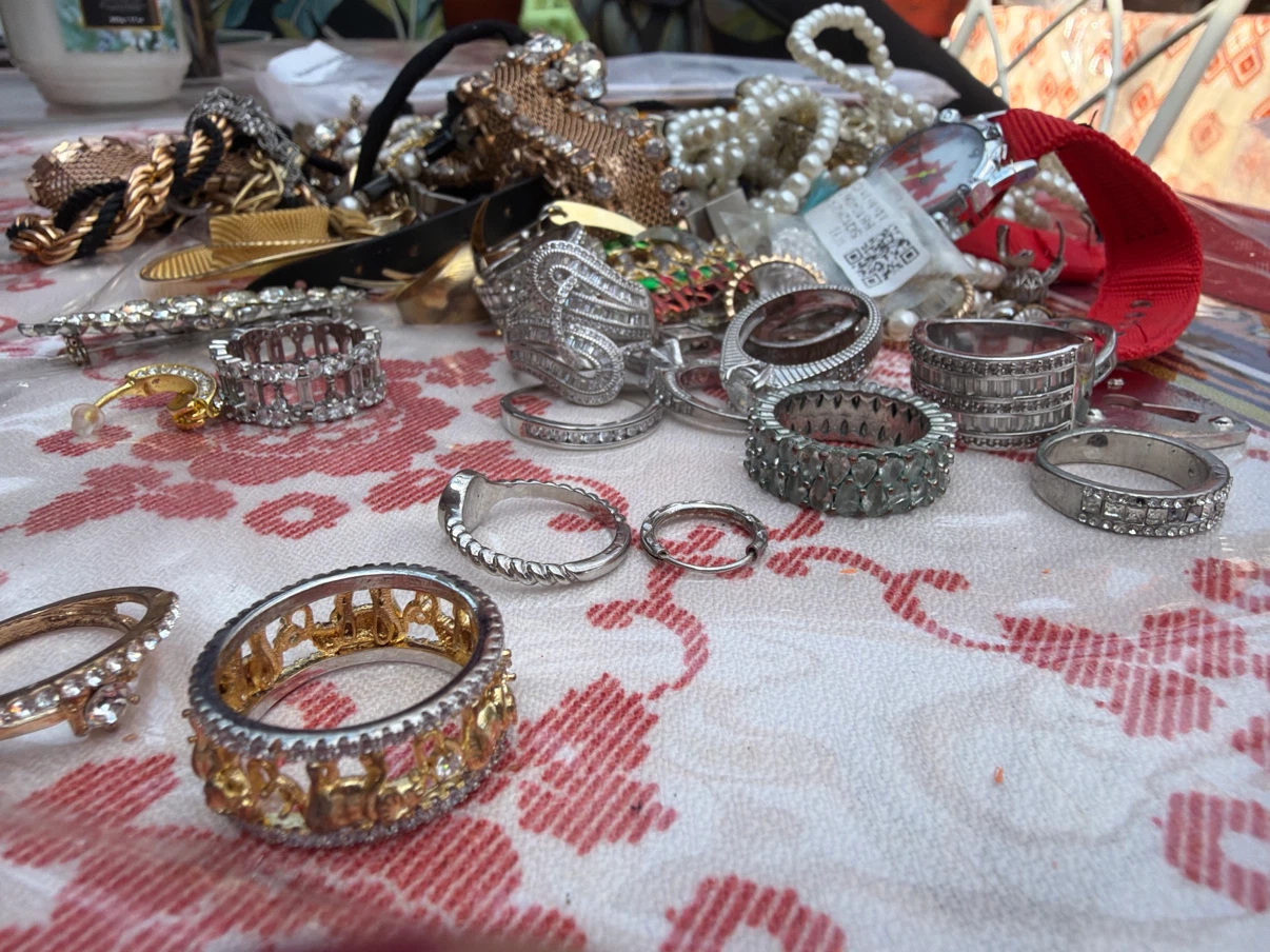 Assorted Costume Jewellery Bundle - photo 2