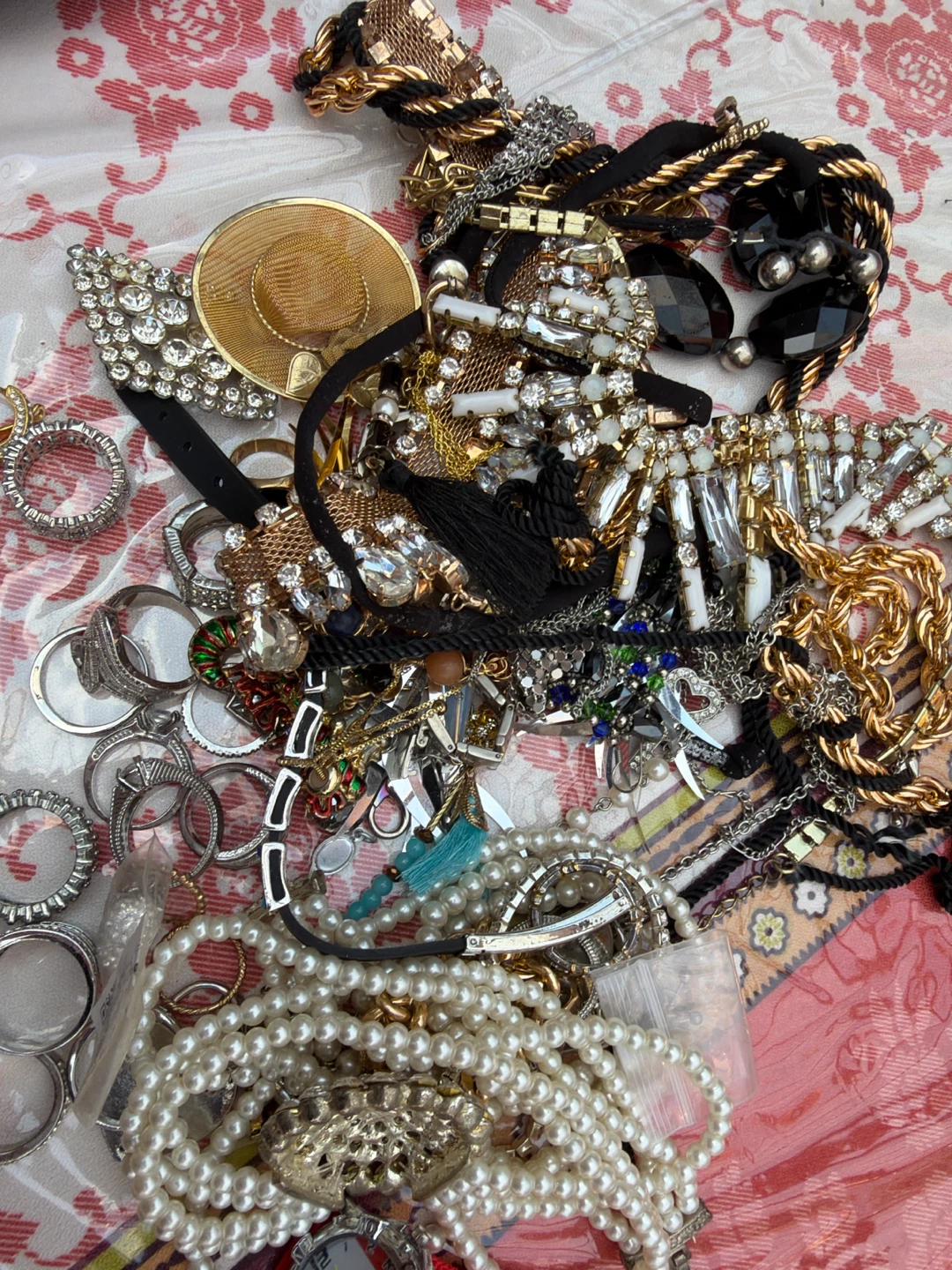 Assorted Costume Jewellery Bundle - photo 3