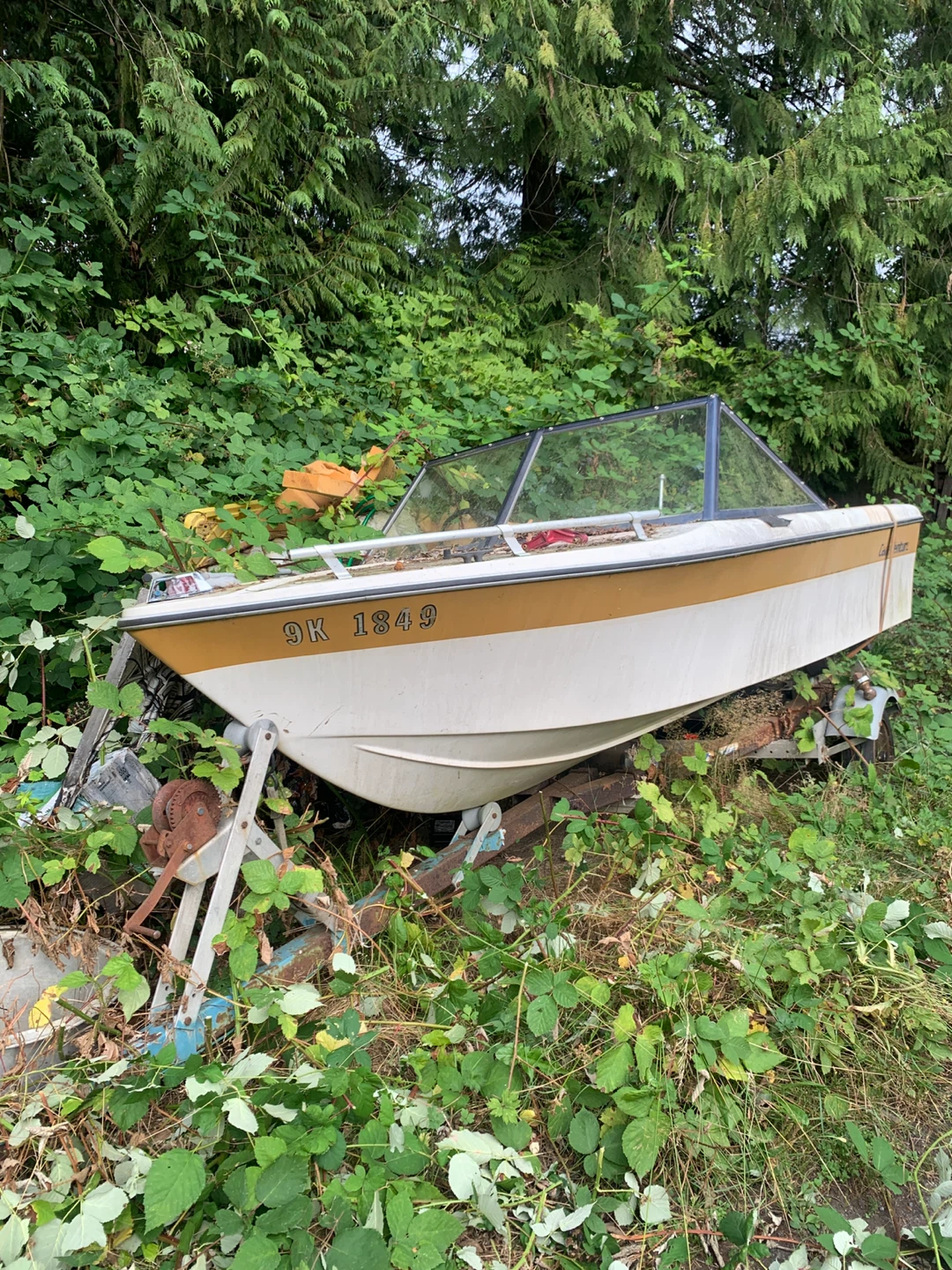 CanaVenture Boat And Trailer
