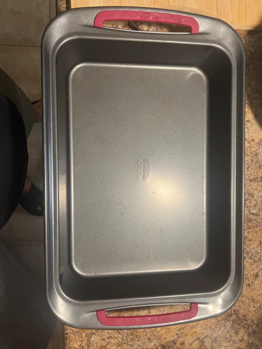 Baking Pan with Pink Handles