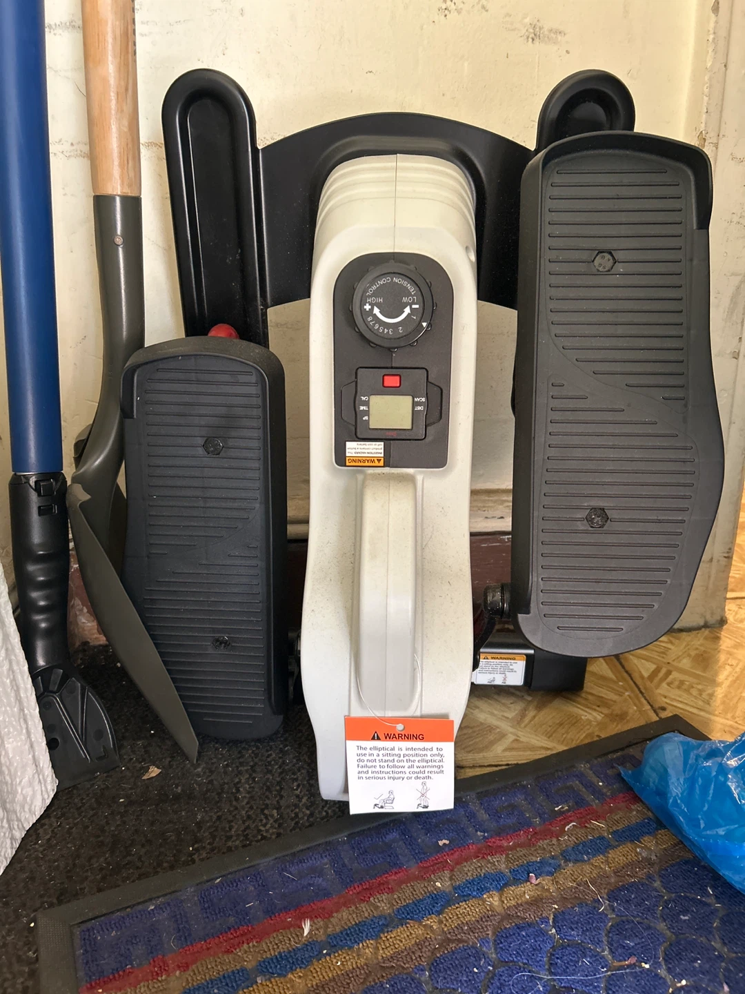 Compact Elliptical Machine