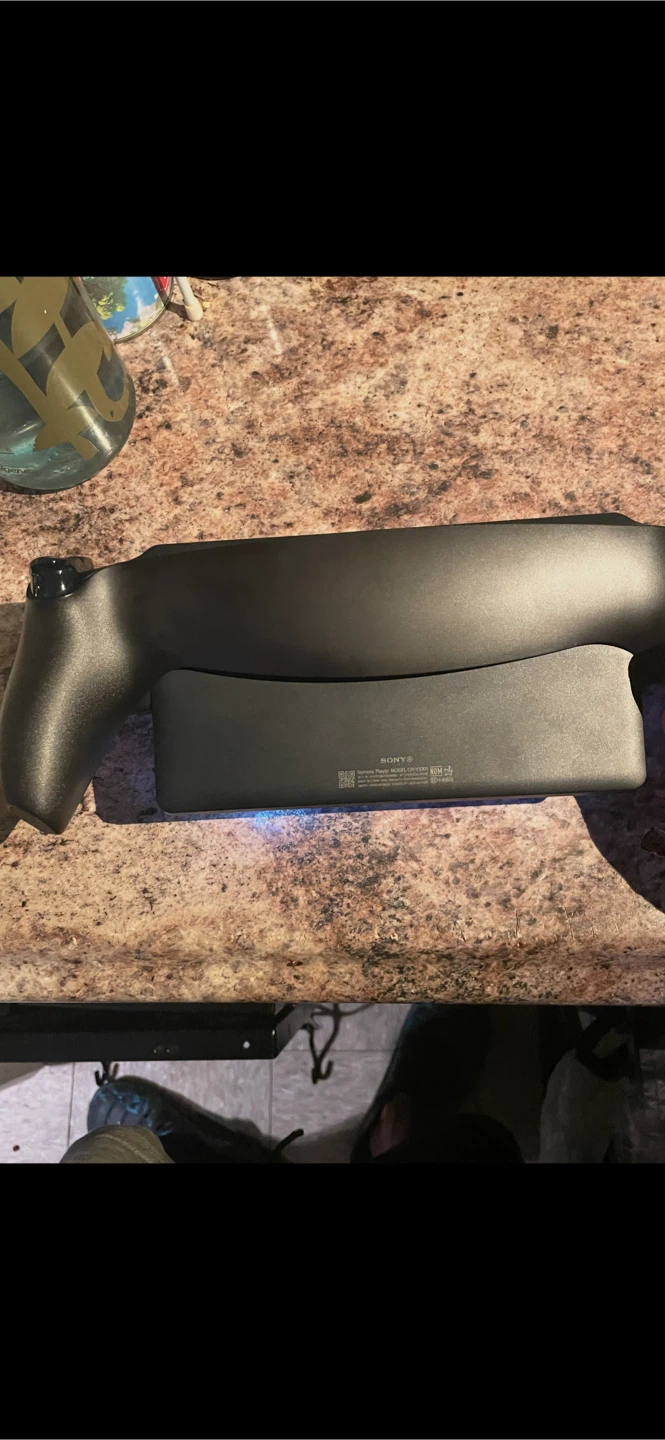 PS5 PlayStation Portal – Used Like New Box and Charger - photo 3