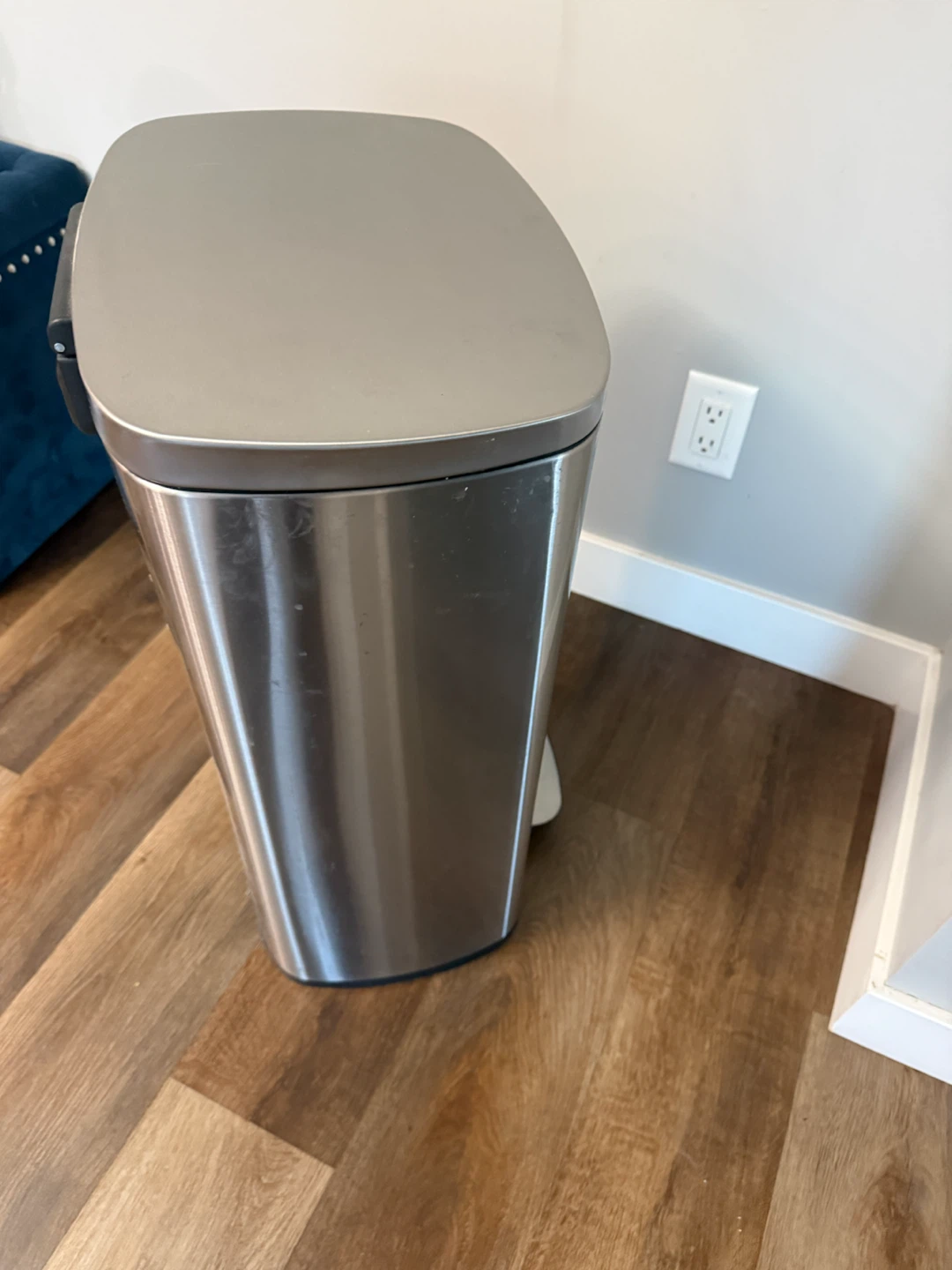 Stainless Steel Step Trash Can - photo 4
