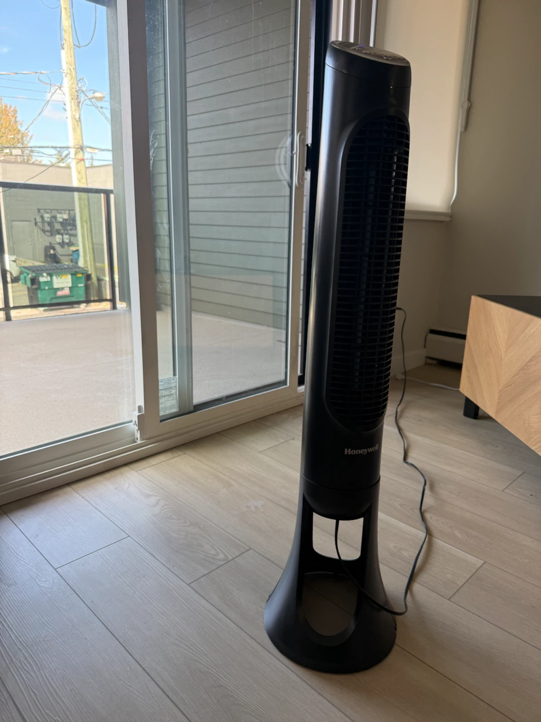 Honeywell Tower Fan - photo 2