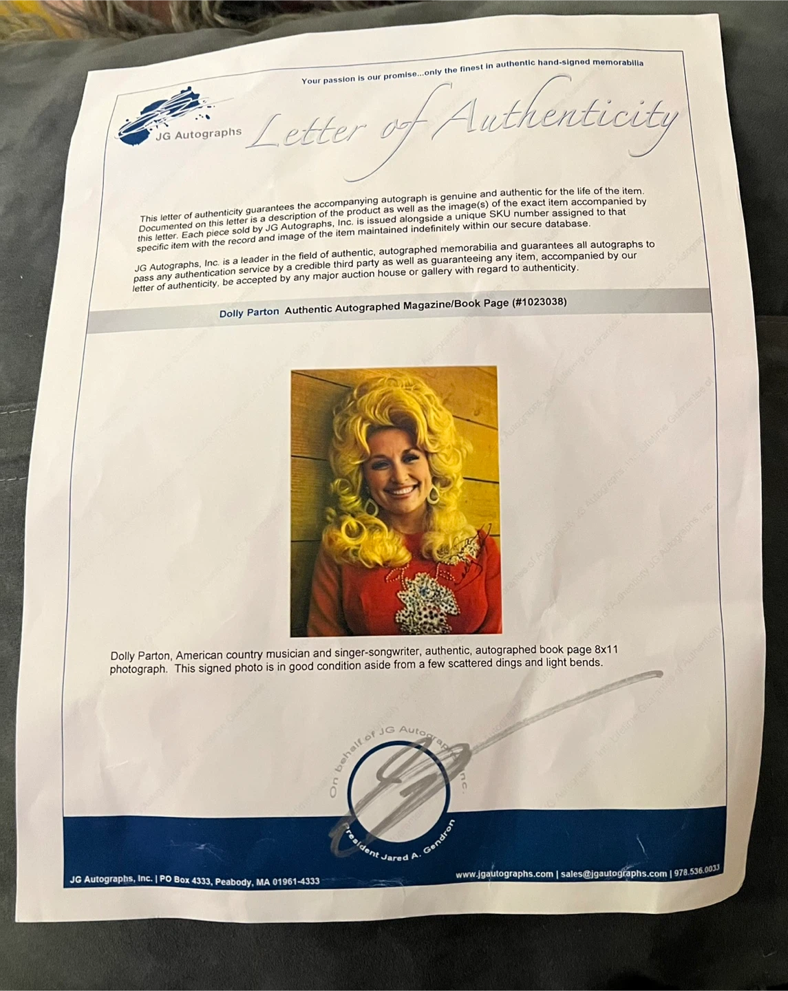 Dolly Parton Authentic Autographed Magazine/Book Page - photo 2