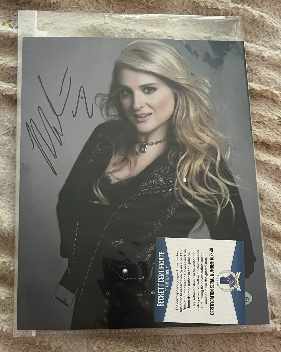Meghan Trainor Autographed Photo with Beckett Certificate