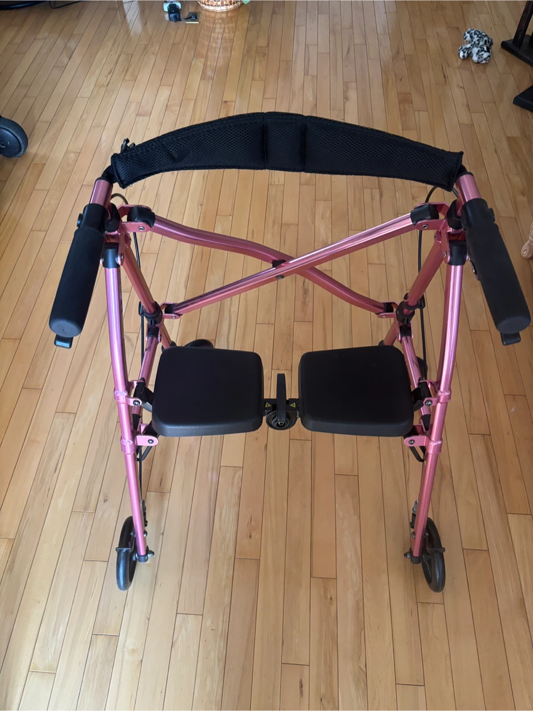 NEW compact walker with seat