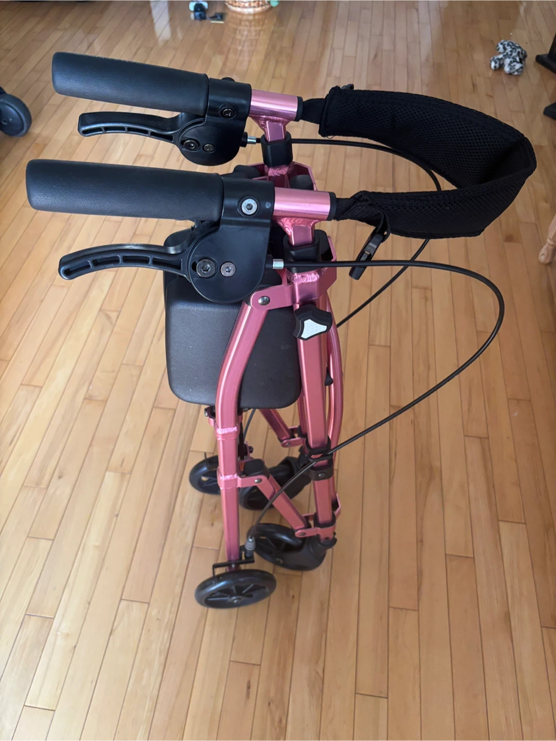 NEW compact walker with seat - photo 5
