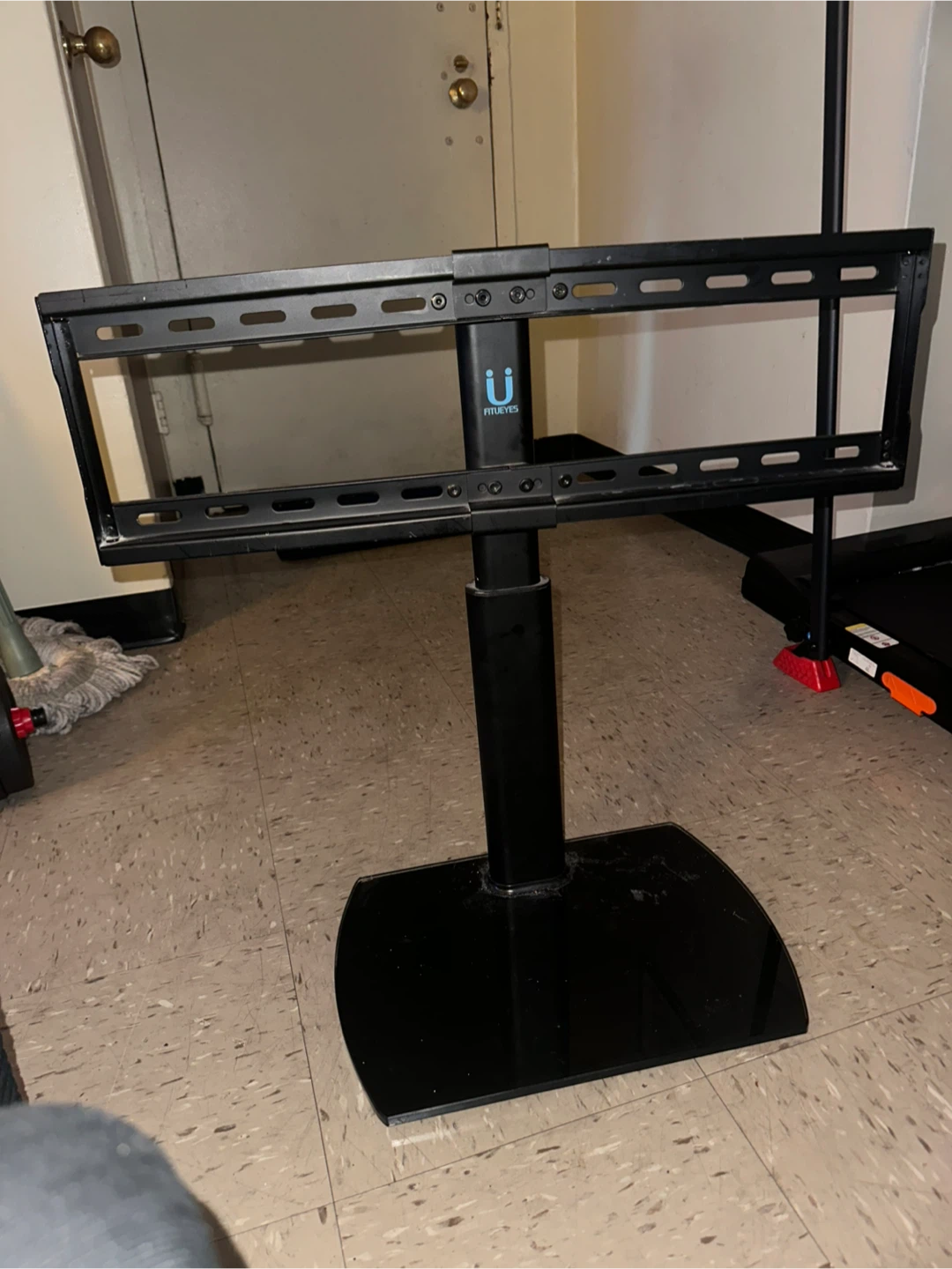 FITUEYES Black TV Stand - photo 5