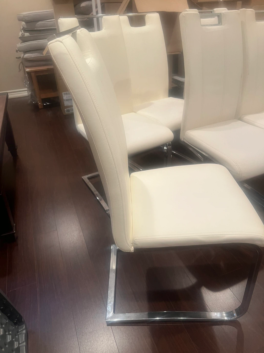 6 chairs - photo 3