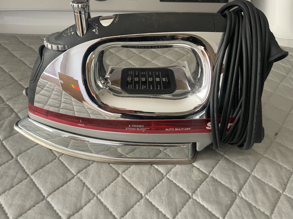 Shark Steam Iron - photo 4