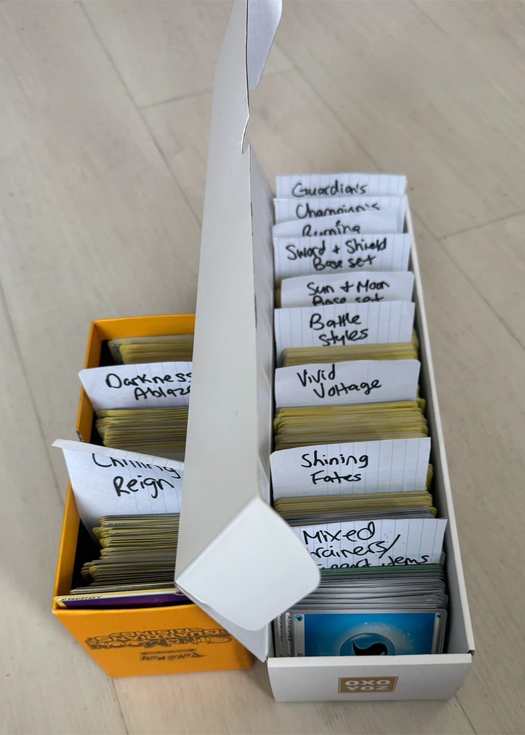 Sorted Pokémon card bulk +1300 cards