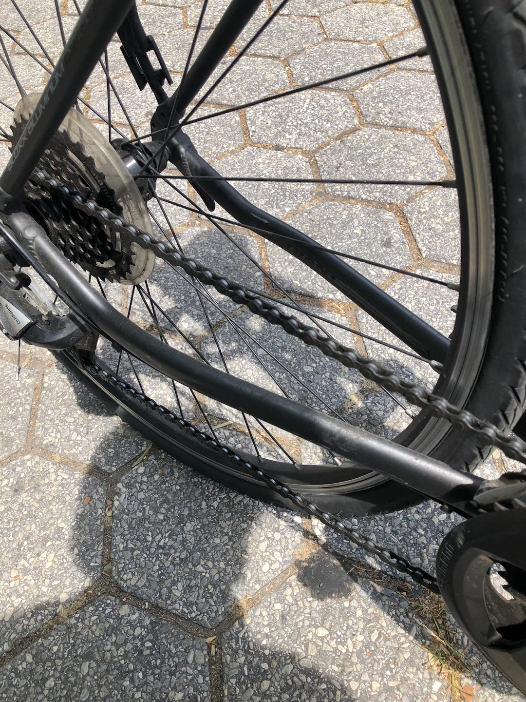 Grey Hybrid GIANT bike - photo 3