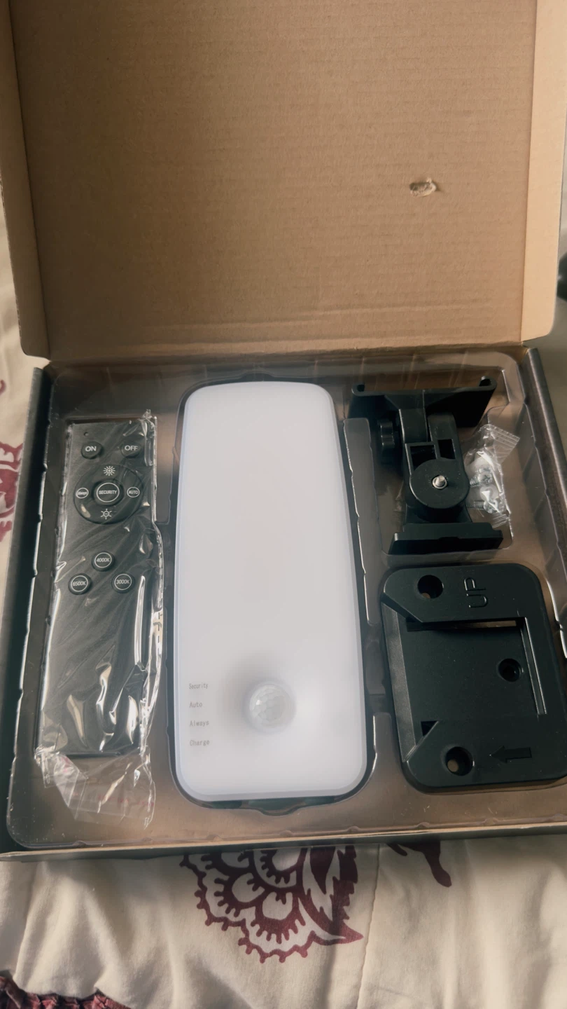 Luz para exteriores TANBABY con sensor - photo 2