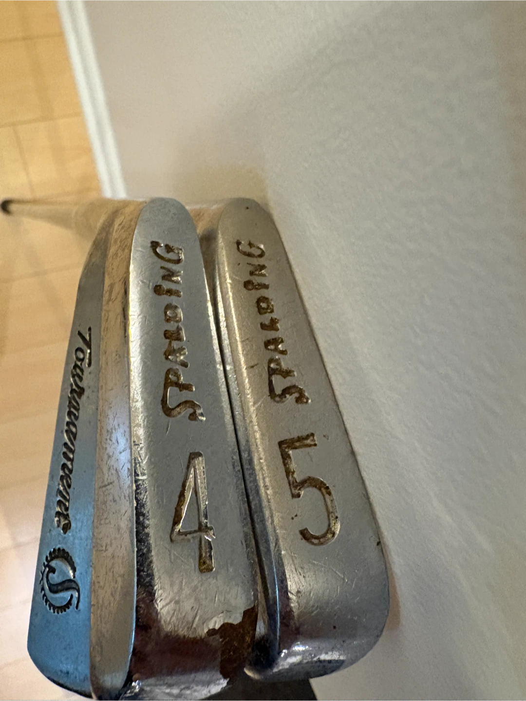 Spalding Golf Club Set - 4 and 5 Iron - photo 2