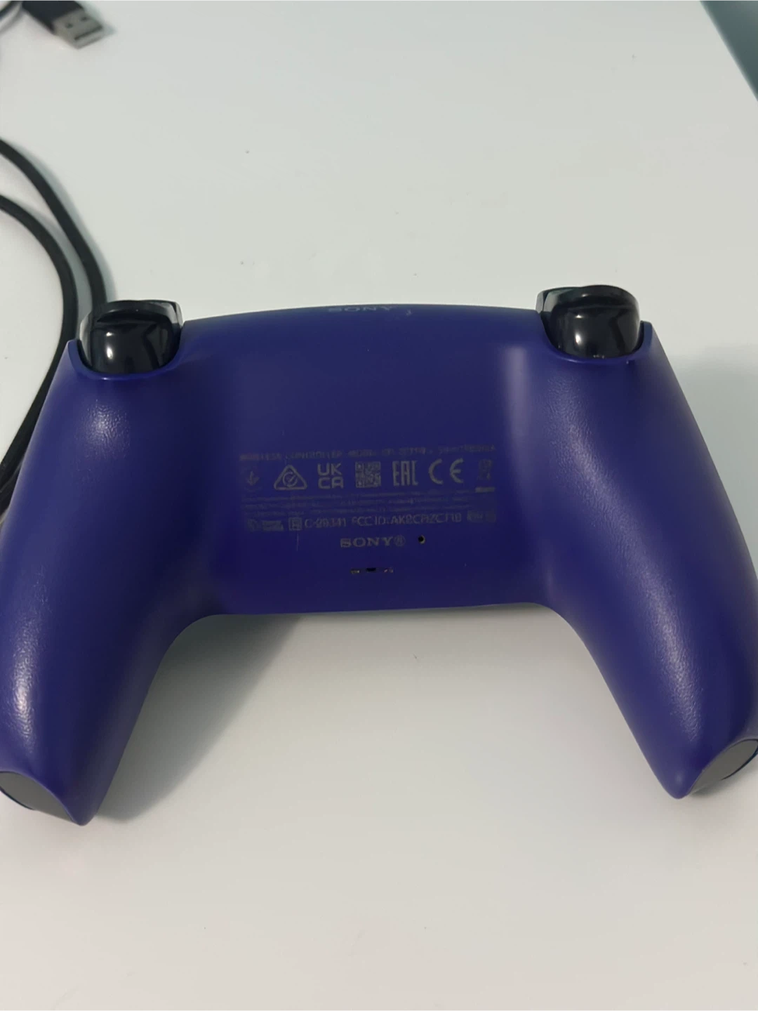 Purple ps5 controller - photo 3