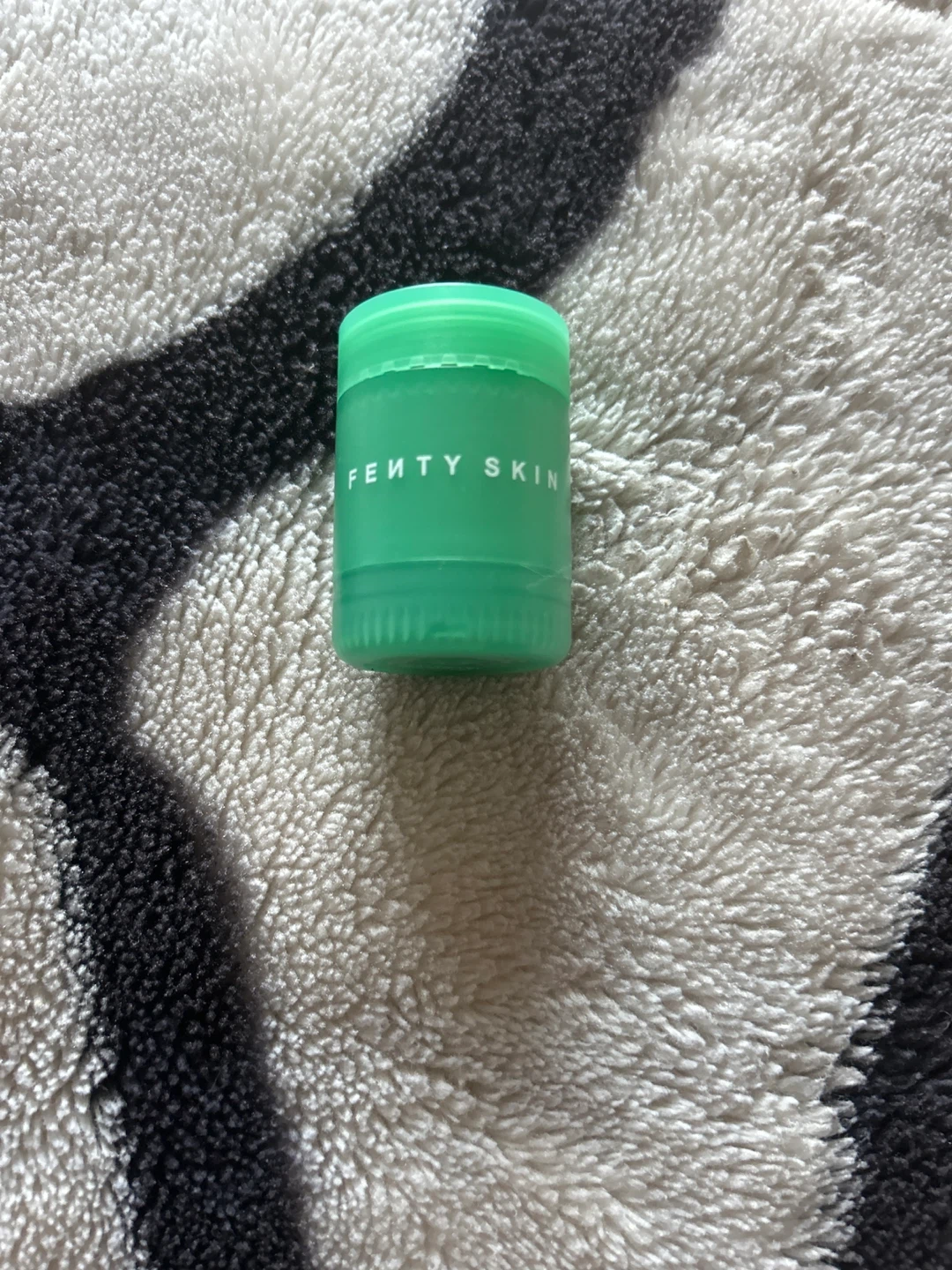 Fenty Skin Plush Puddin' Intensive Recovery Lip Mask . - photo 2