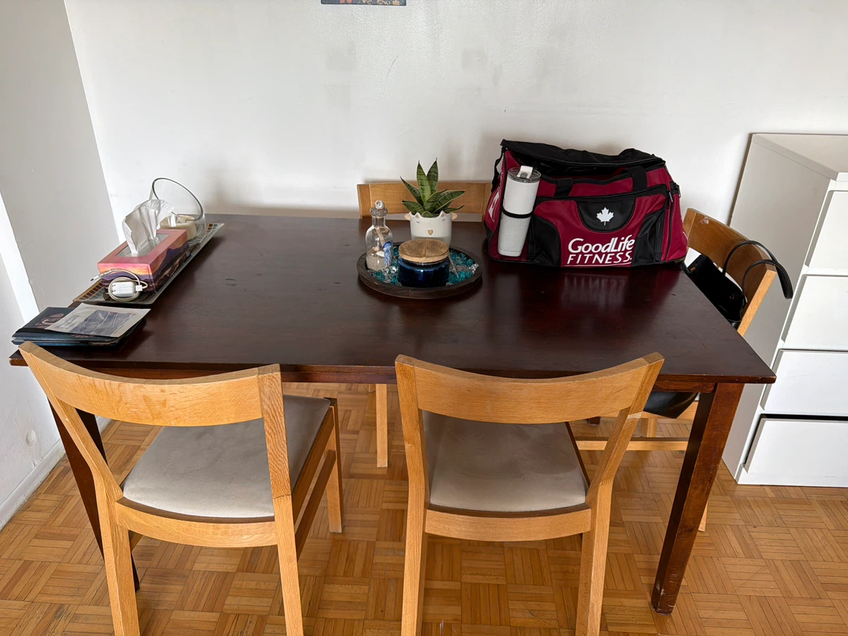 Dark Wooden Dining Table with 4Chairs