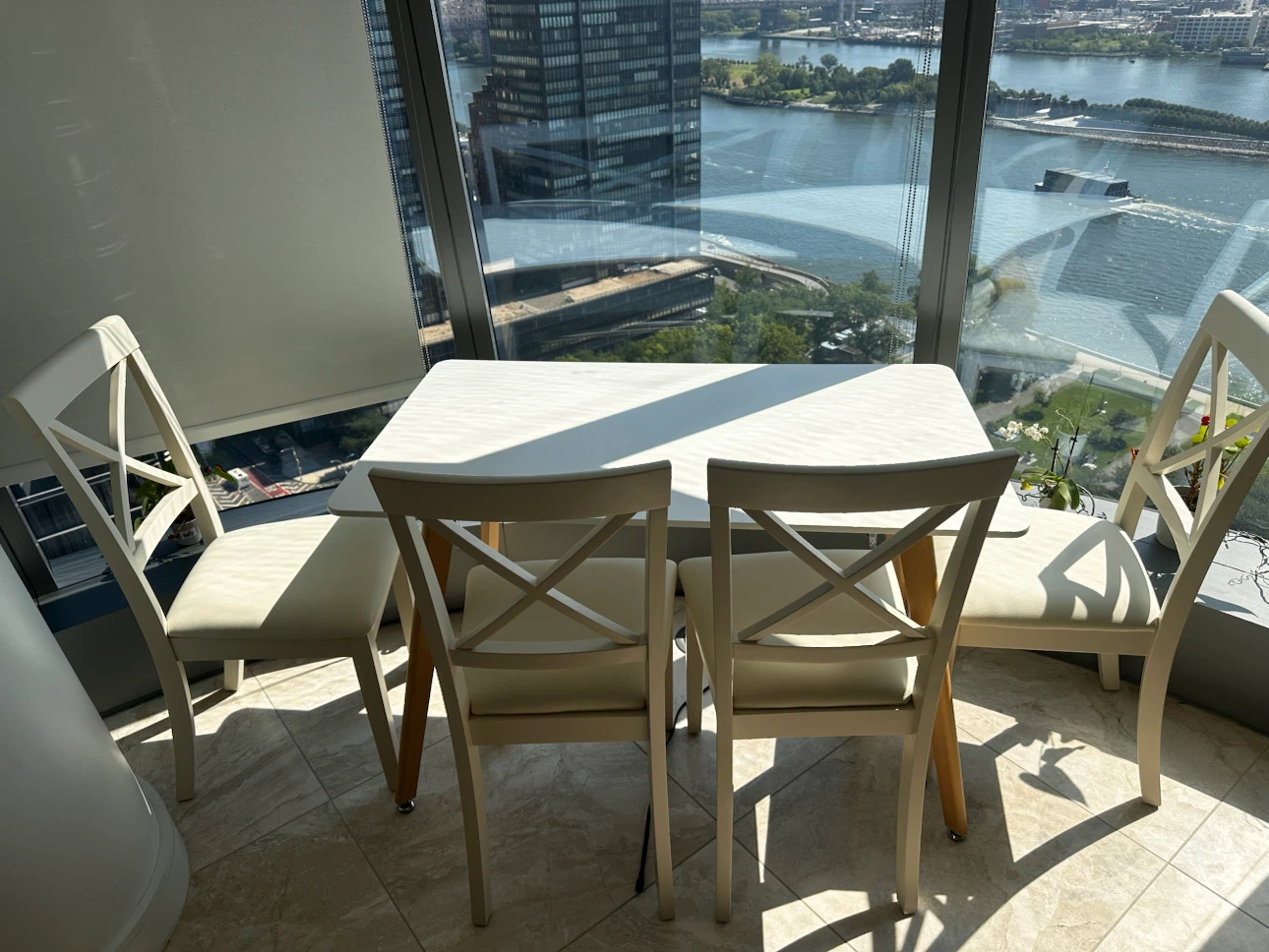 White Dining Table with 6 Chairs