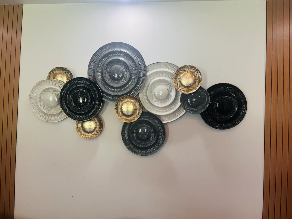 Elegant Wall Art – Beautiful Statement Piece