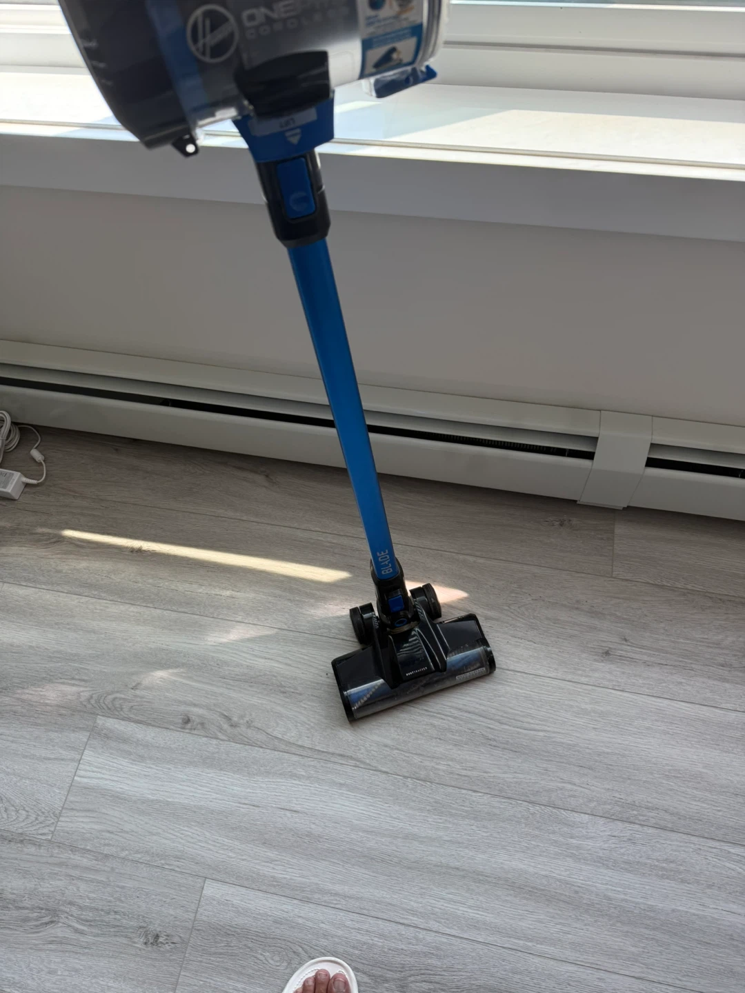 Moving out sale - Hoover ONE PWR Cordless Vacuum - photo 2