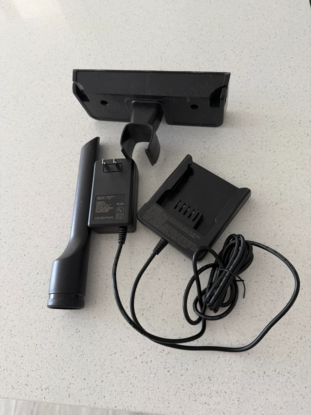 Moving out sale - Hoover ONE PWR Cordless Vacuum - photo 5
