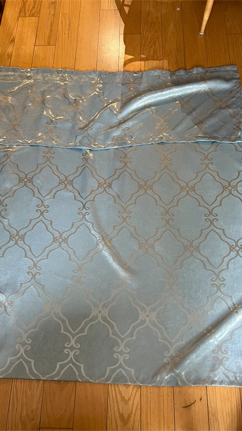 Curtain