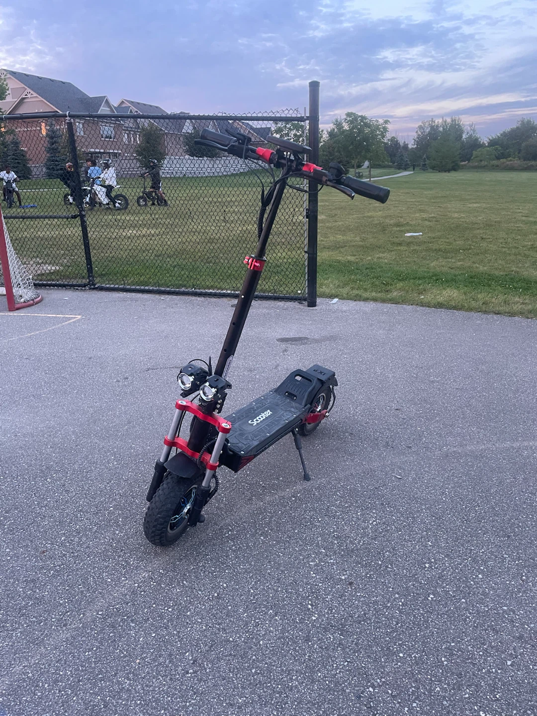 iScooter IX8 dual motor electric scooter - photo 3