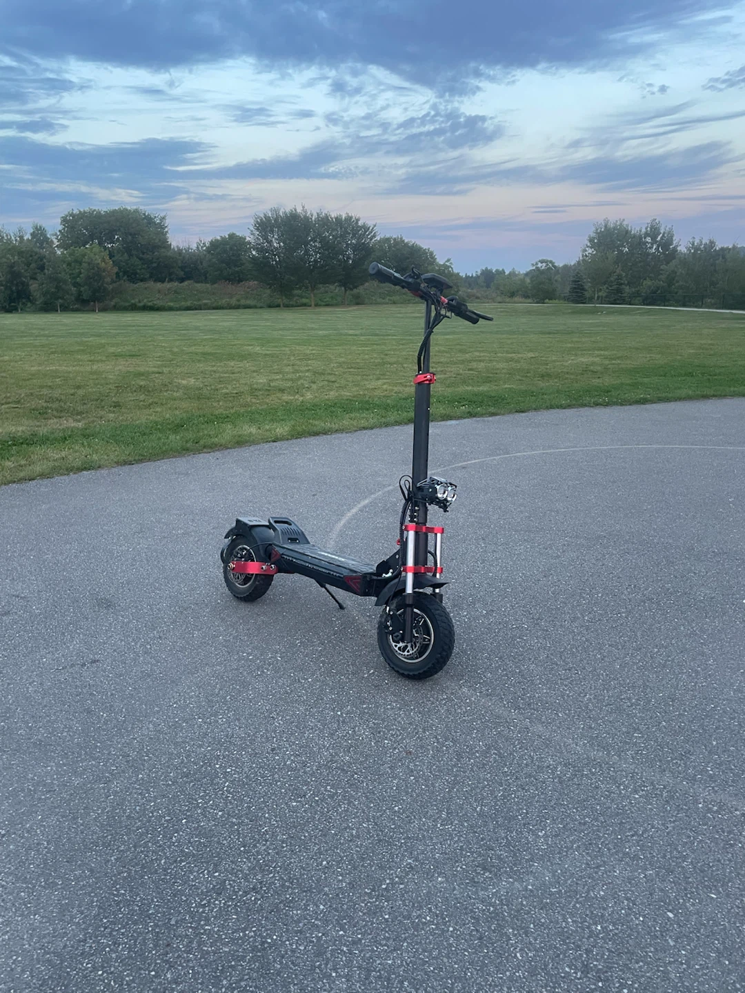 iScooter IX8 dual motor electric scooter - photo 4