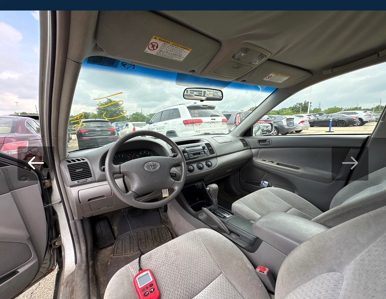 2010Toyota Camry LE Sedan - photo 2