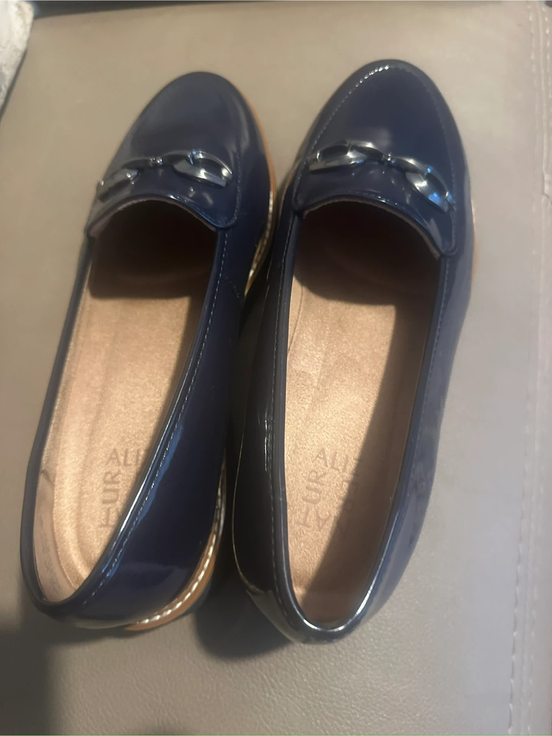 New Naturalizer wedge flat shoes size 10 - photo 2