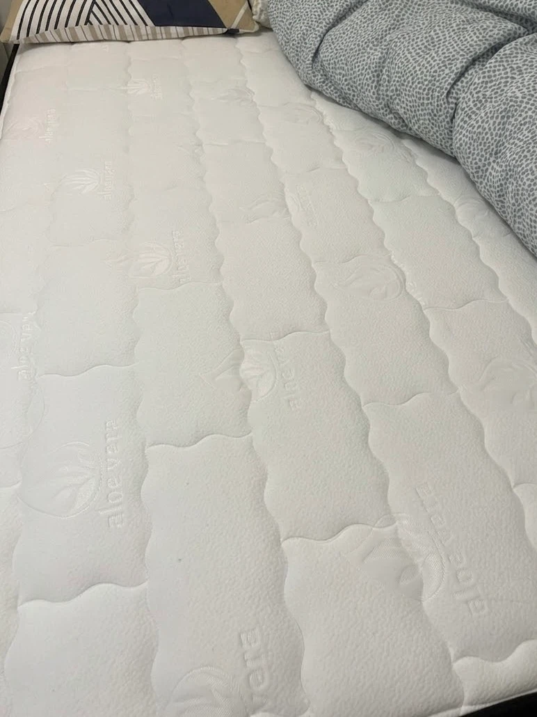 King size mattress - photo 3