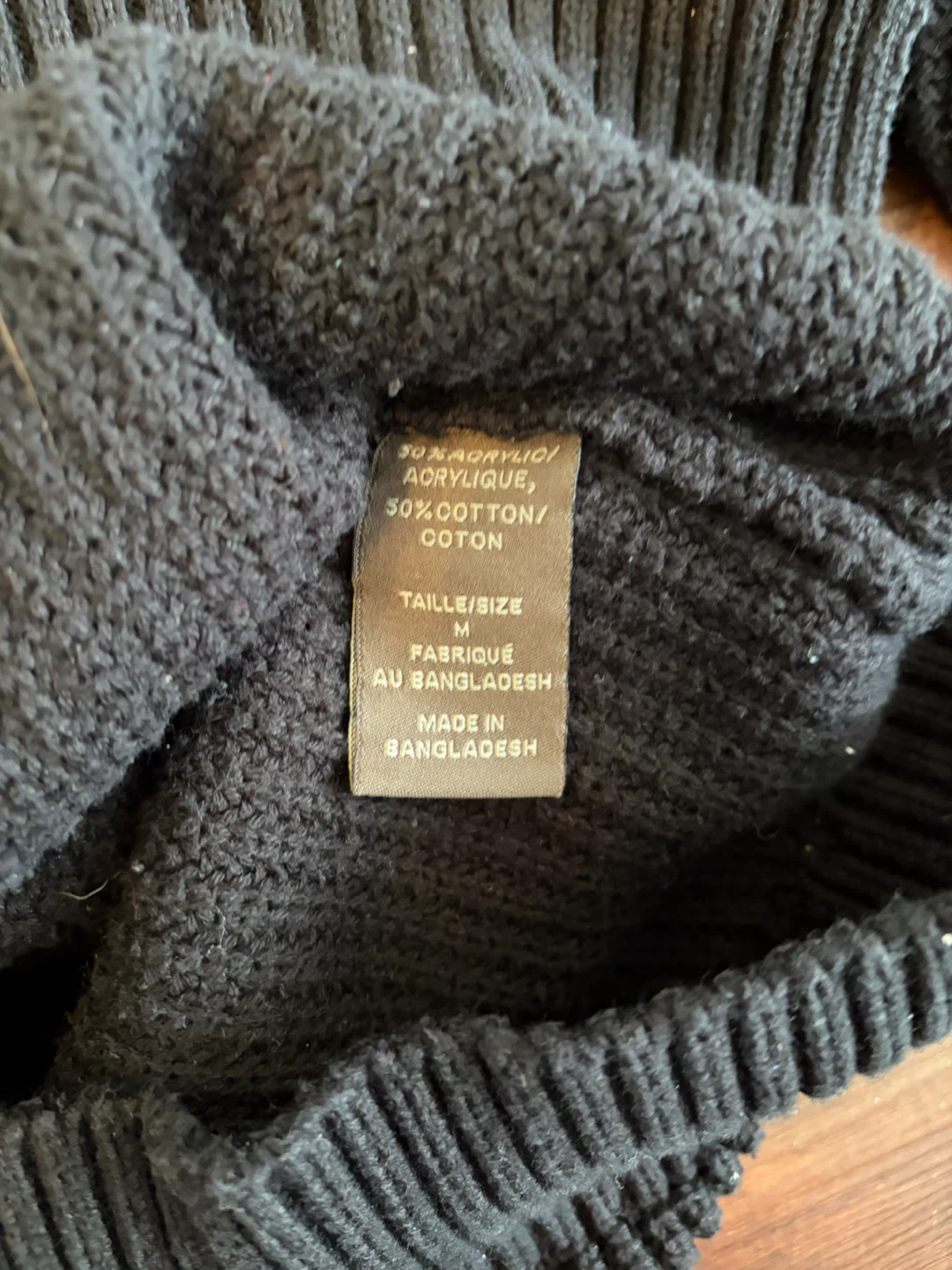 Medium women’s sweater - photo 3